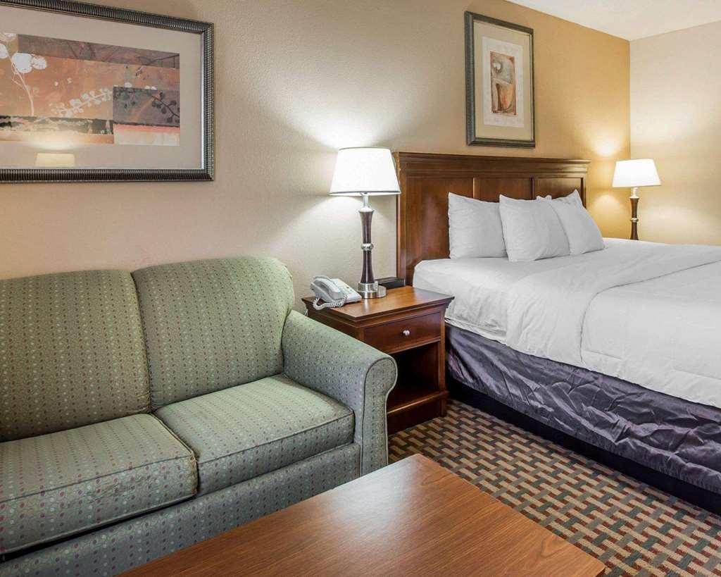 דוסונוויל Quality Inn & Suites חדר תמונה