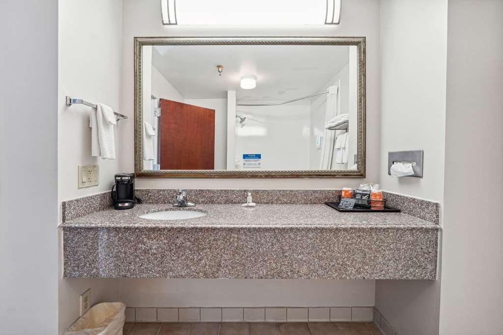 דוסונוויל Quality Inn & Suites חדר תמונה