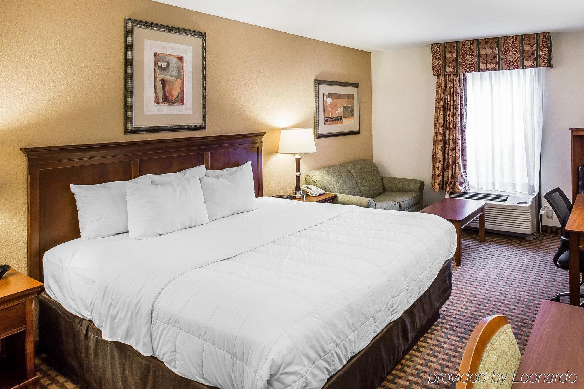 דוסונוויל Quality Inn & Suites מראה חיצוני תמונה