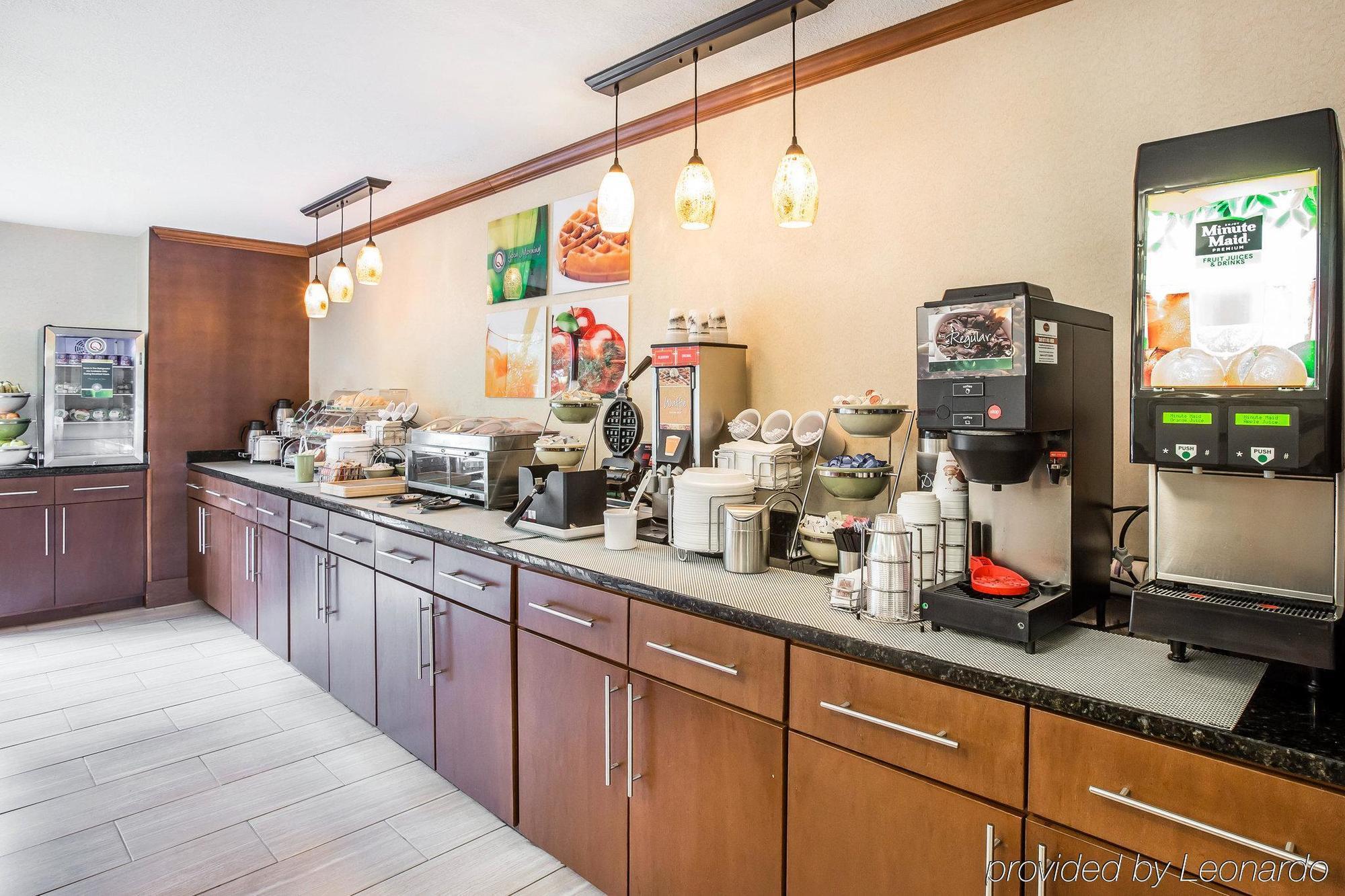 דוסונוויל Quality Inn & Suites מראה חיצוני תמונה