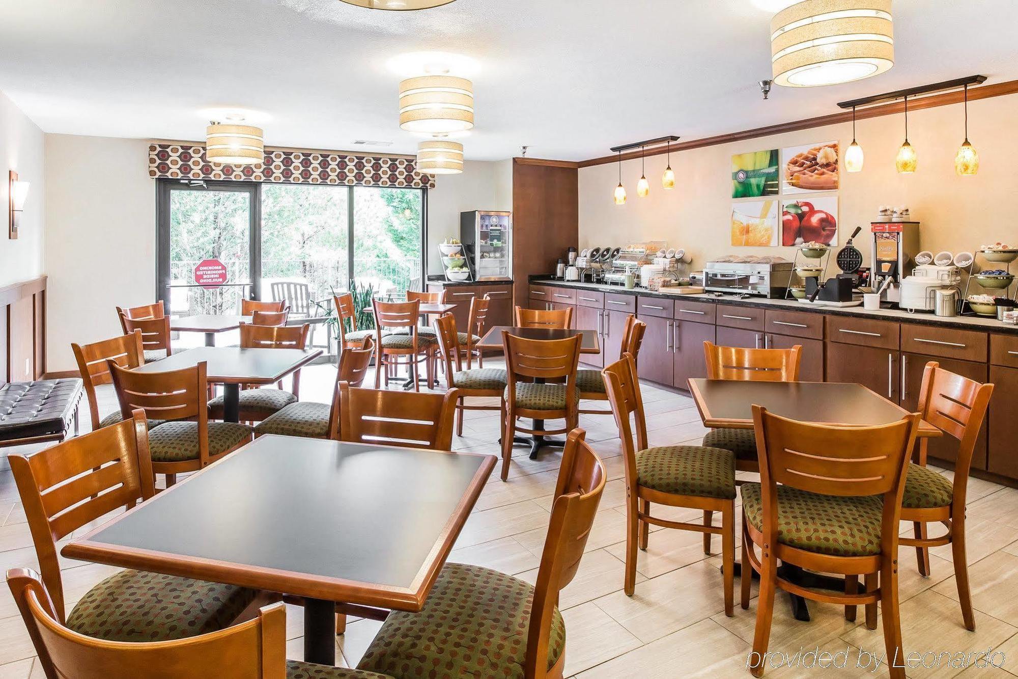 דוסונוויל Quality Inn & Suites מראה חיצוני תמונה