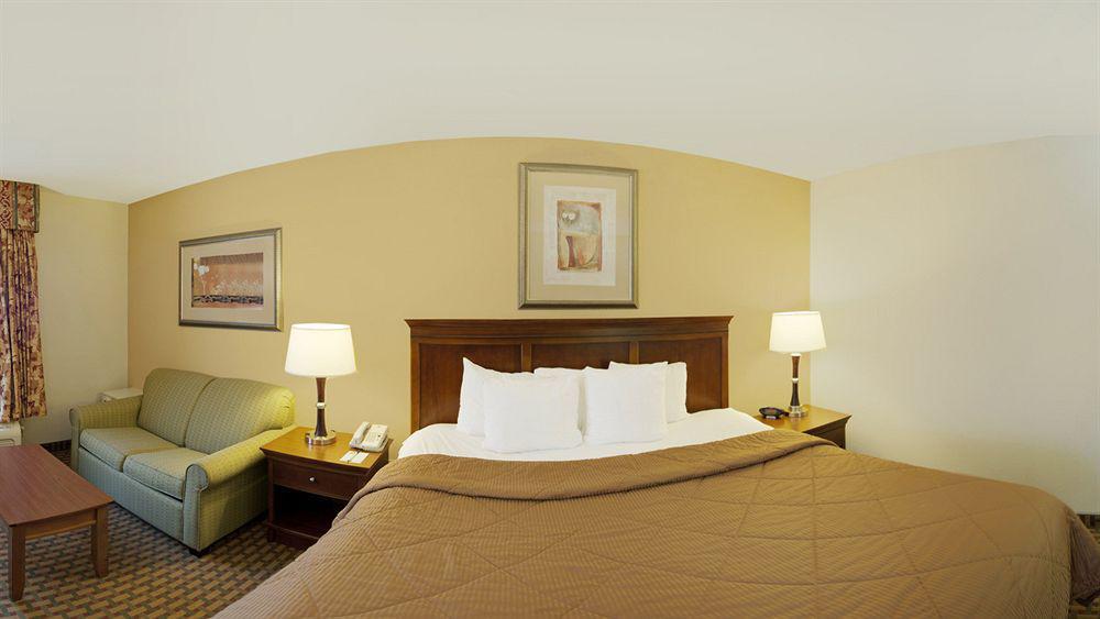 דוסונוויל Quality Inn & Suites מראה חיצוני תמונה